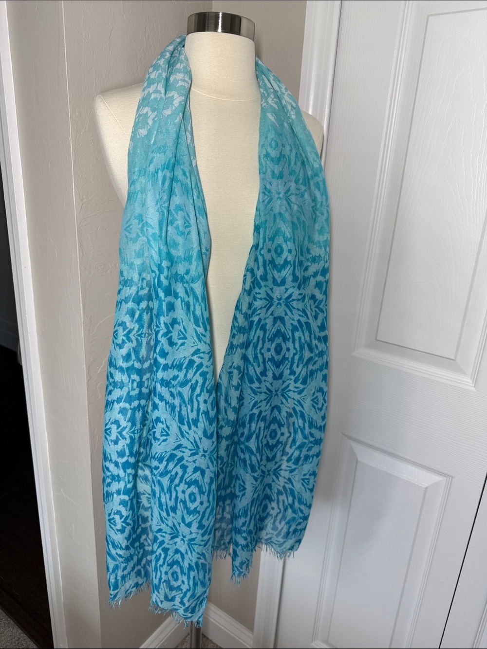 Lightweight gauzy turquoise ombre abstract print scarf